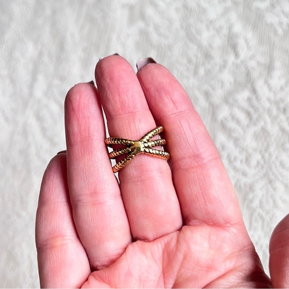 Premier Designs Joan ring - Picture 4 of 7